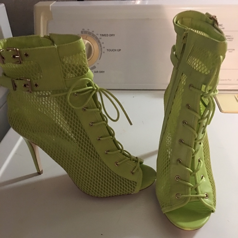 side zip bootie